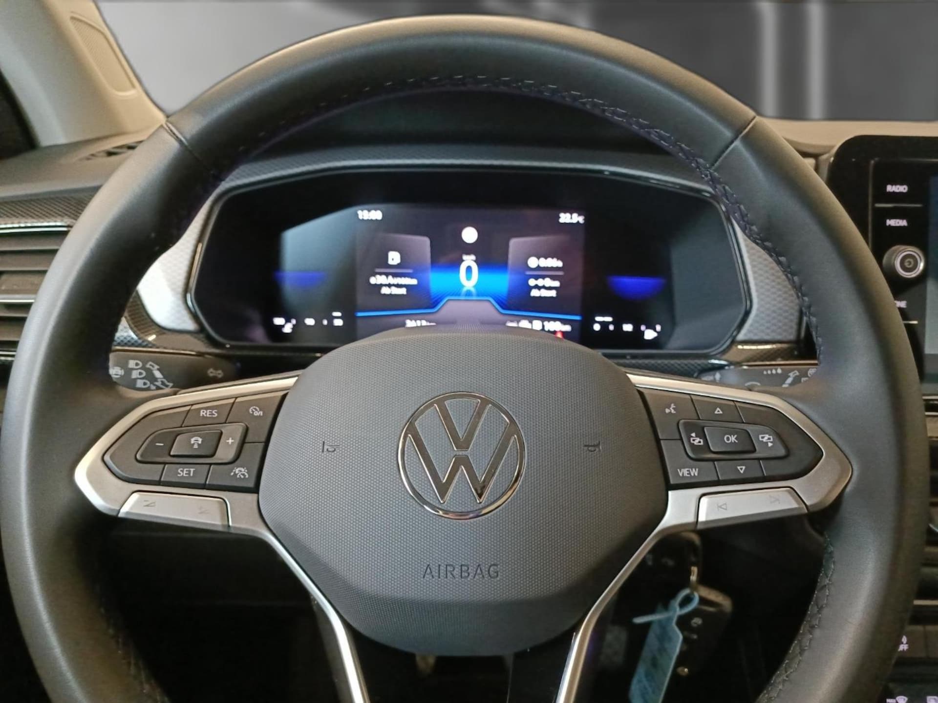 Volkswagen T-Cross Life