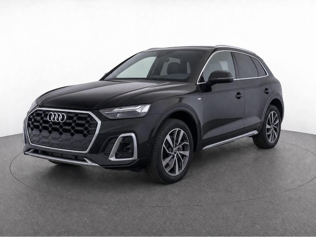 Photo of 2023 Audi Q5