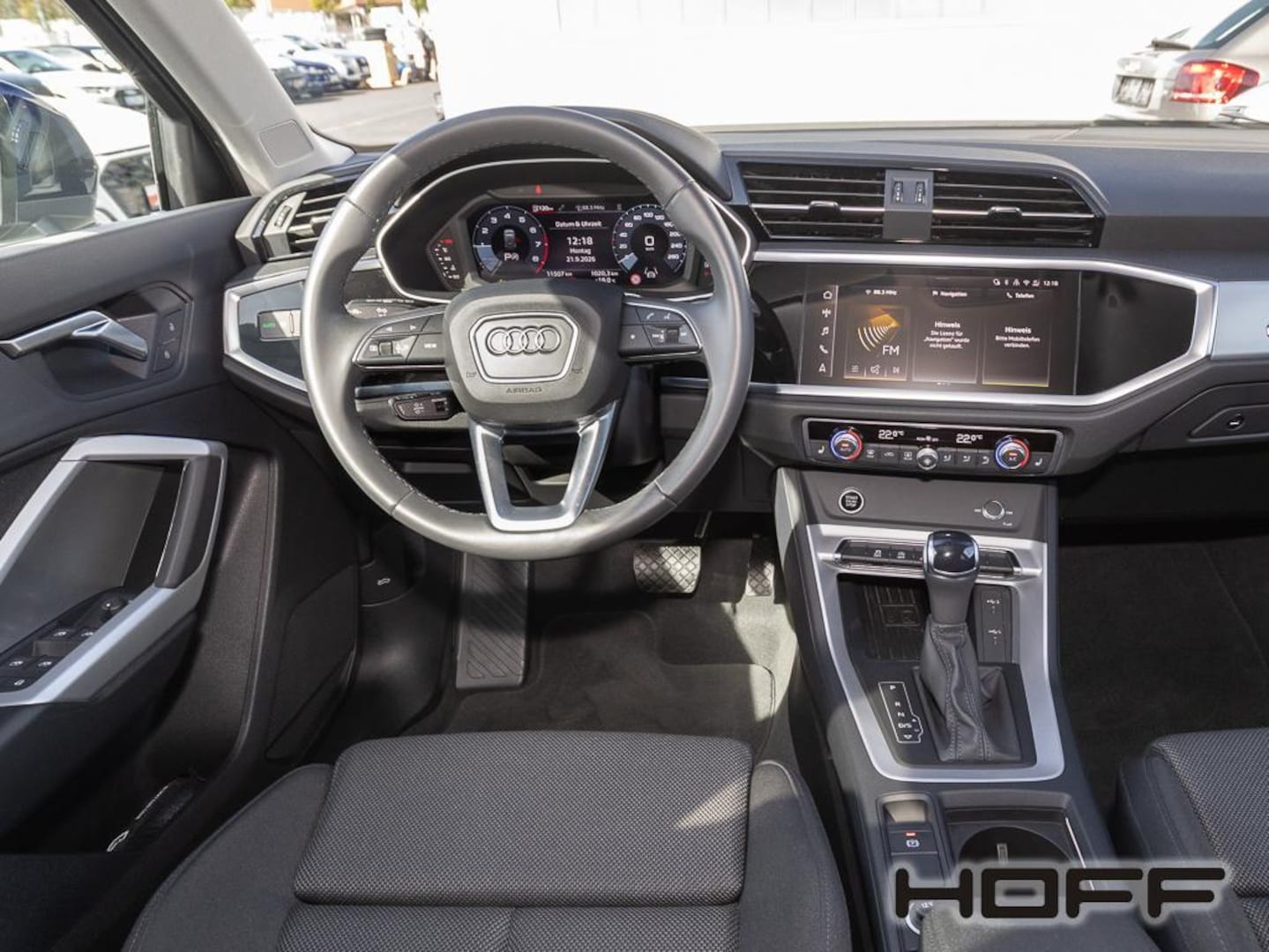 Bild über Audi Q3 advanced 35 TFSI S tronic - für weitere Informationen kontaktieren Sie den Audi Partner