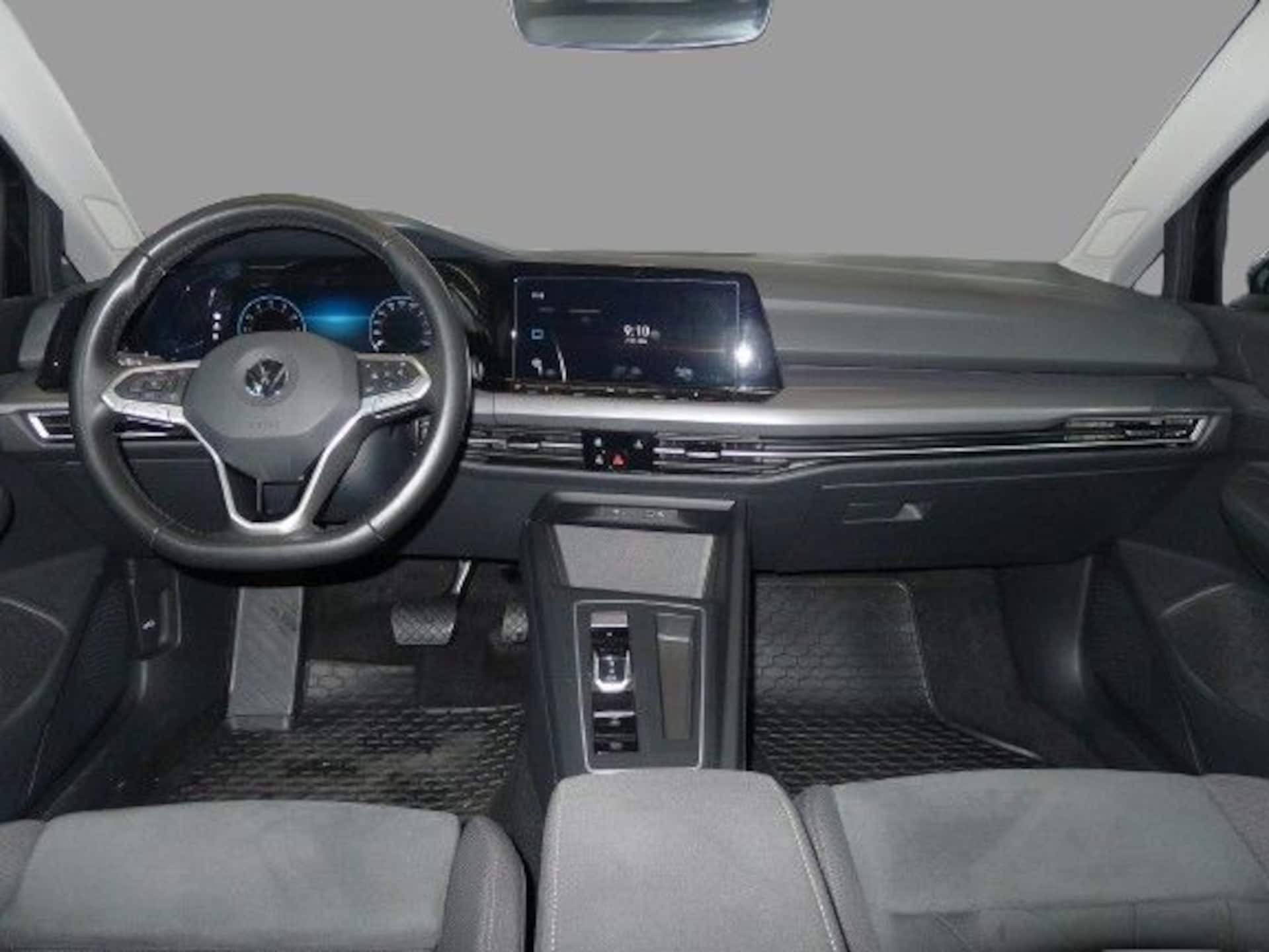 Volkswagen Golf Style