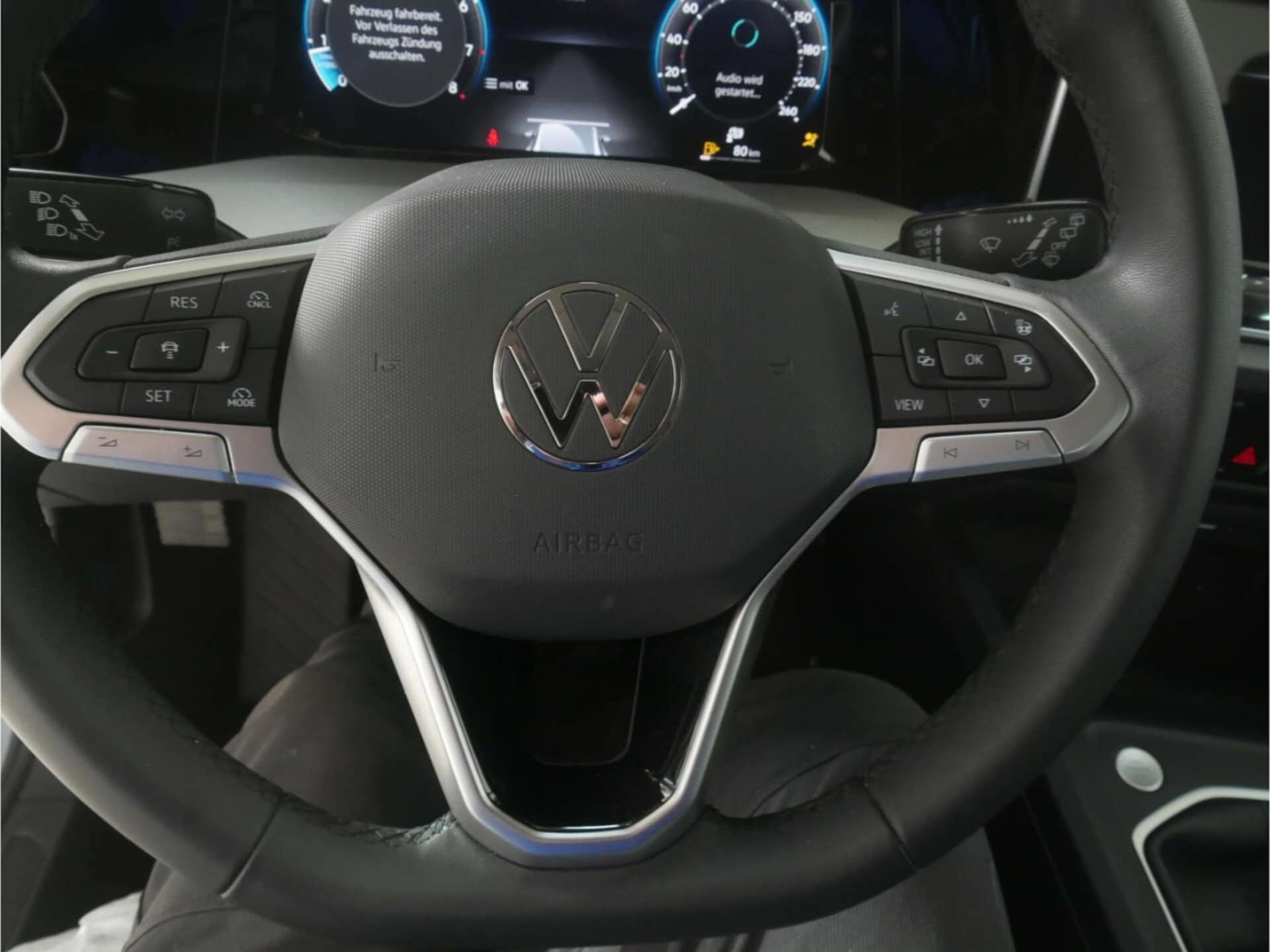 Volkswagen Golf Life