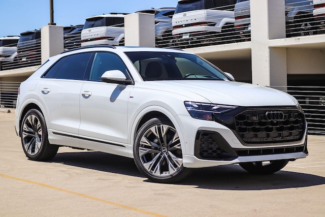 Photo of 2026 Audi Q8 