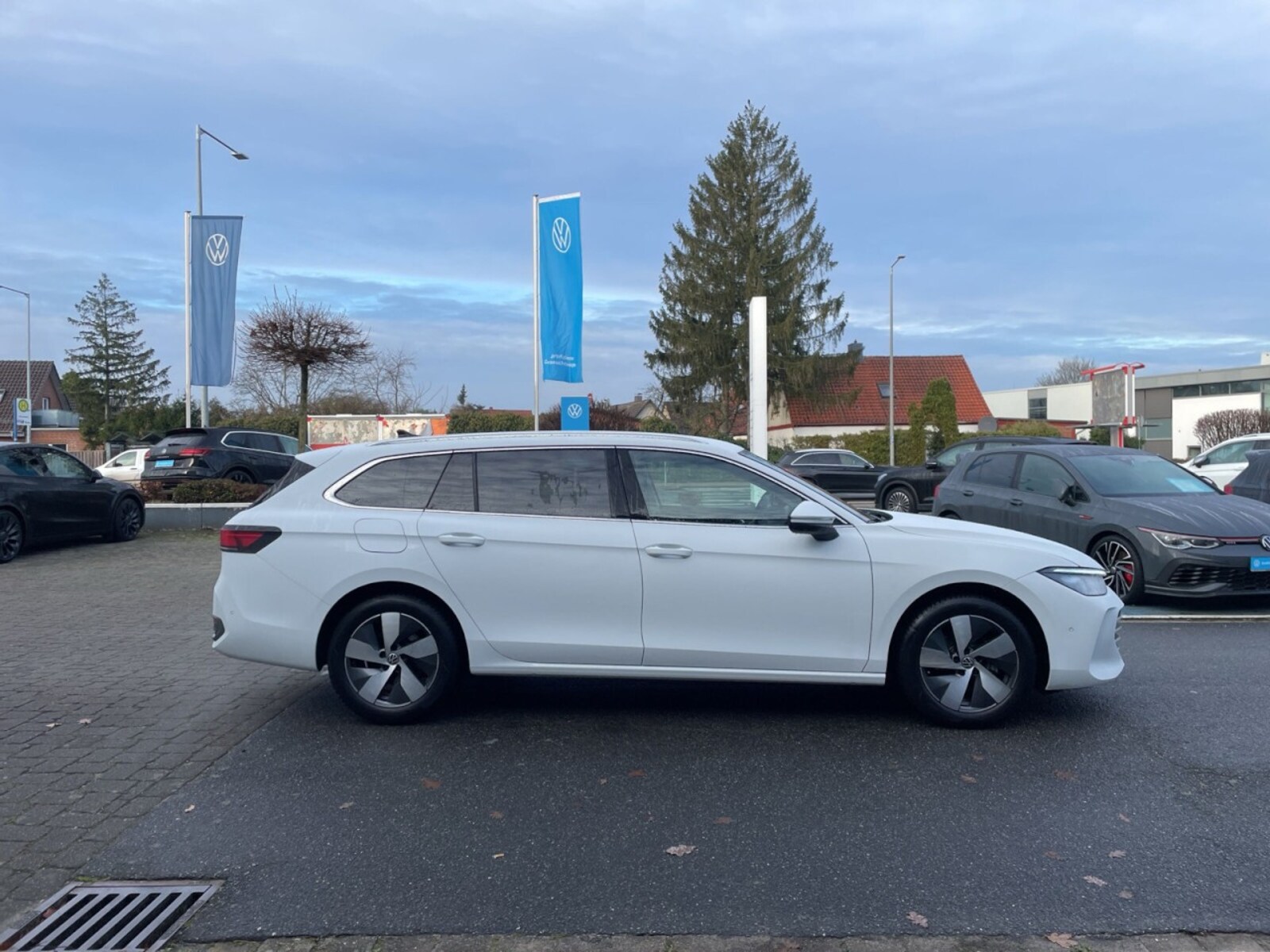 Volkswagen Passat – Bild 3