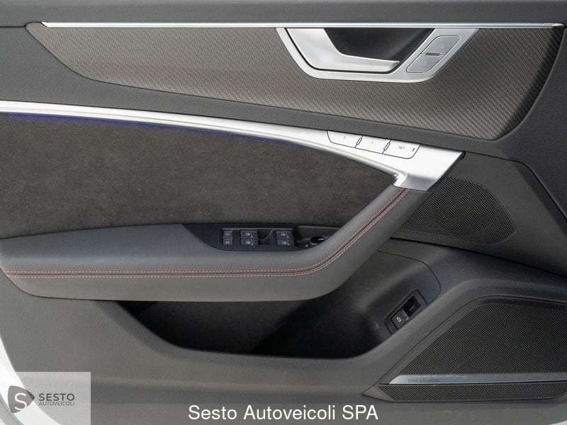 Immagine di Audi RS 6 Avant RS 6 Avant 25 years 441 kW (600 PS) tiptronic - Vista: for more details contact your dealer