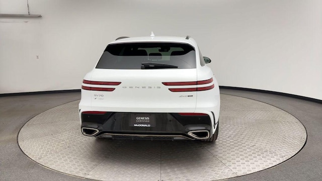 2026 Genesis GV70