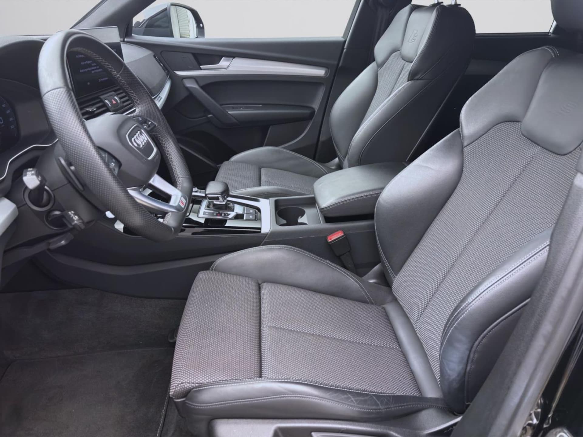 Audi Q5 TFSI e S line