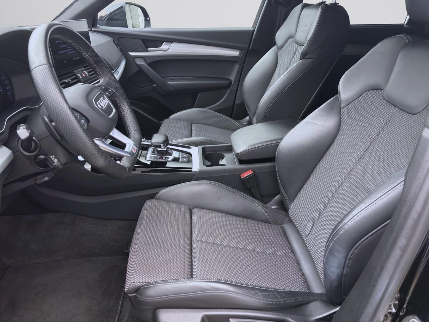 Bild über Audi Q5 TFSI e S line 50 TFSI e quattro S tronic - für weitere Informationen kontaktieren Sie den Audi Partner