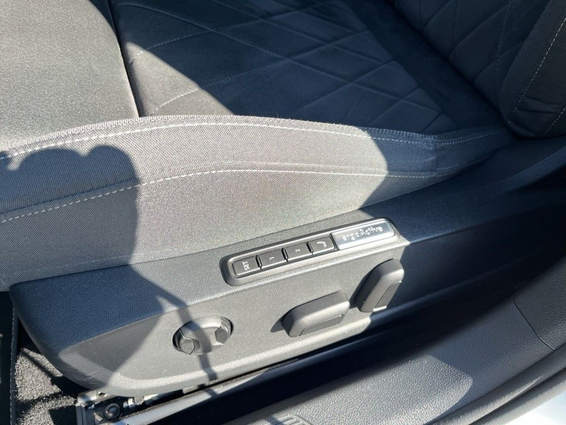 Volkswagen Golf Style