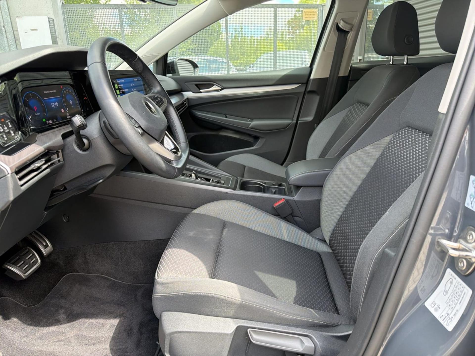Volkswagen Golf Active