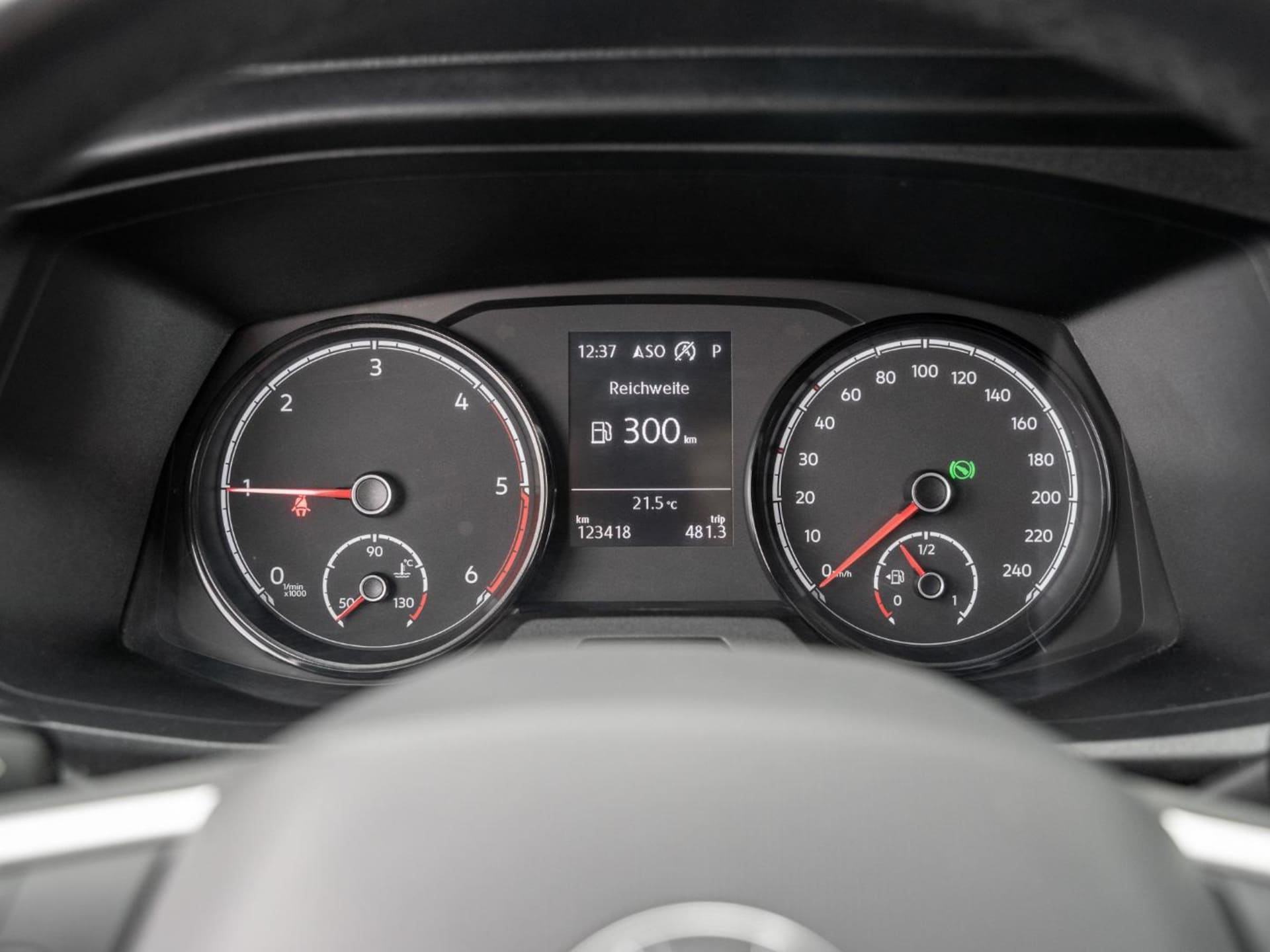 Volkswagen T6.1 Transporter Kasten langer Radstand