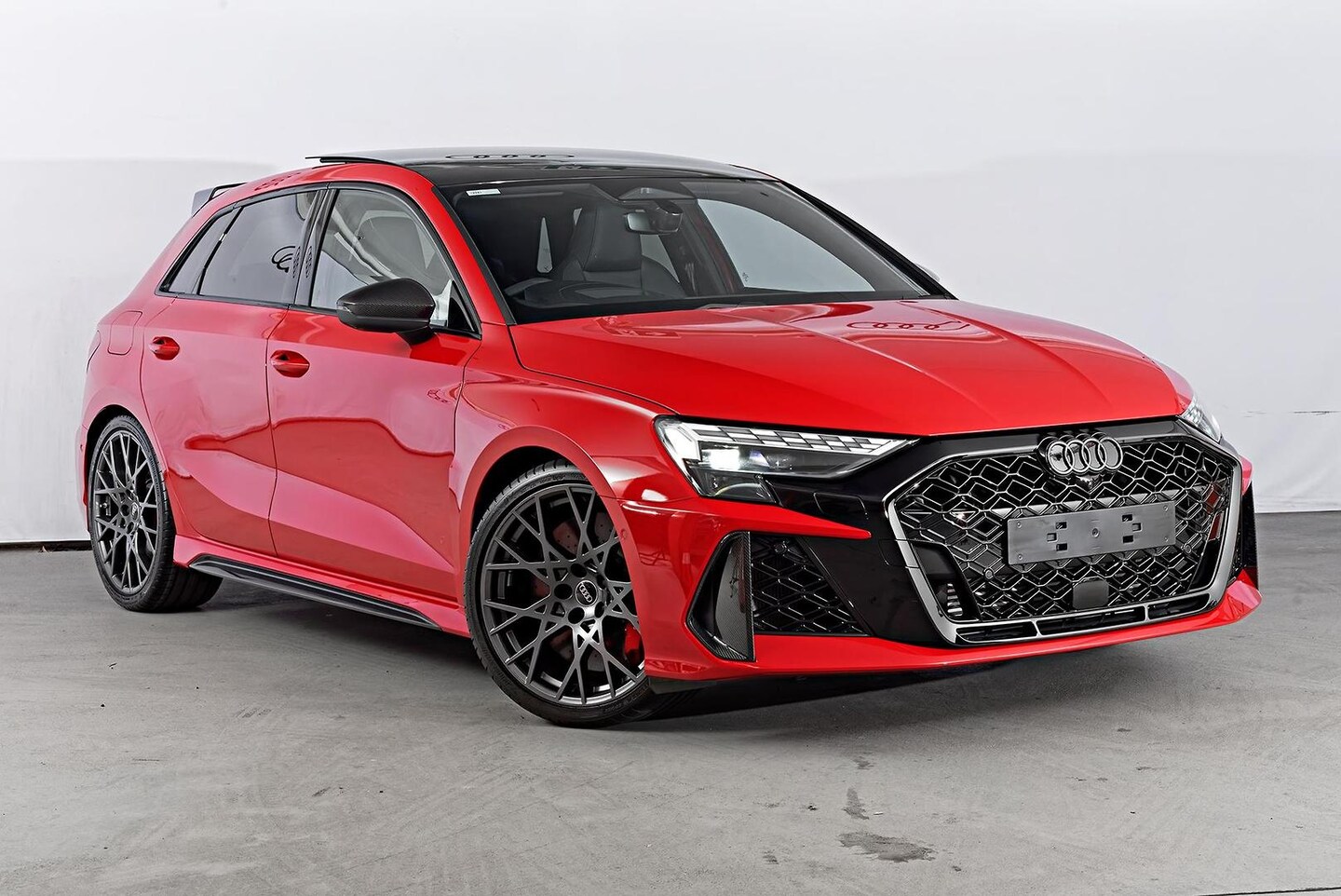 Image about Audi RS 3 Sportback TFSI quattro S tronic