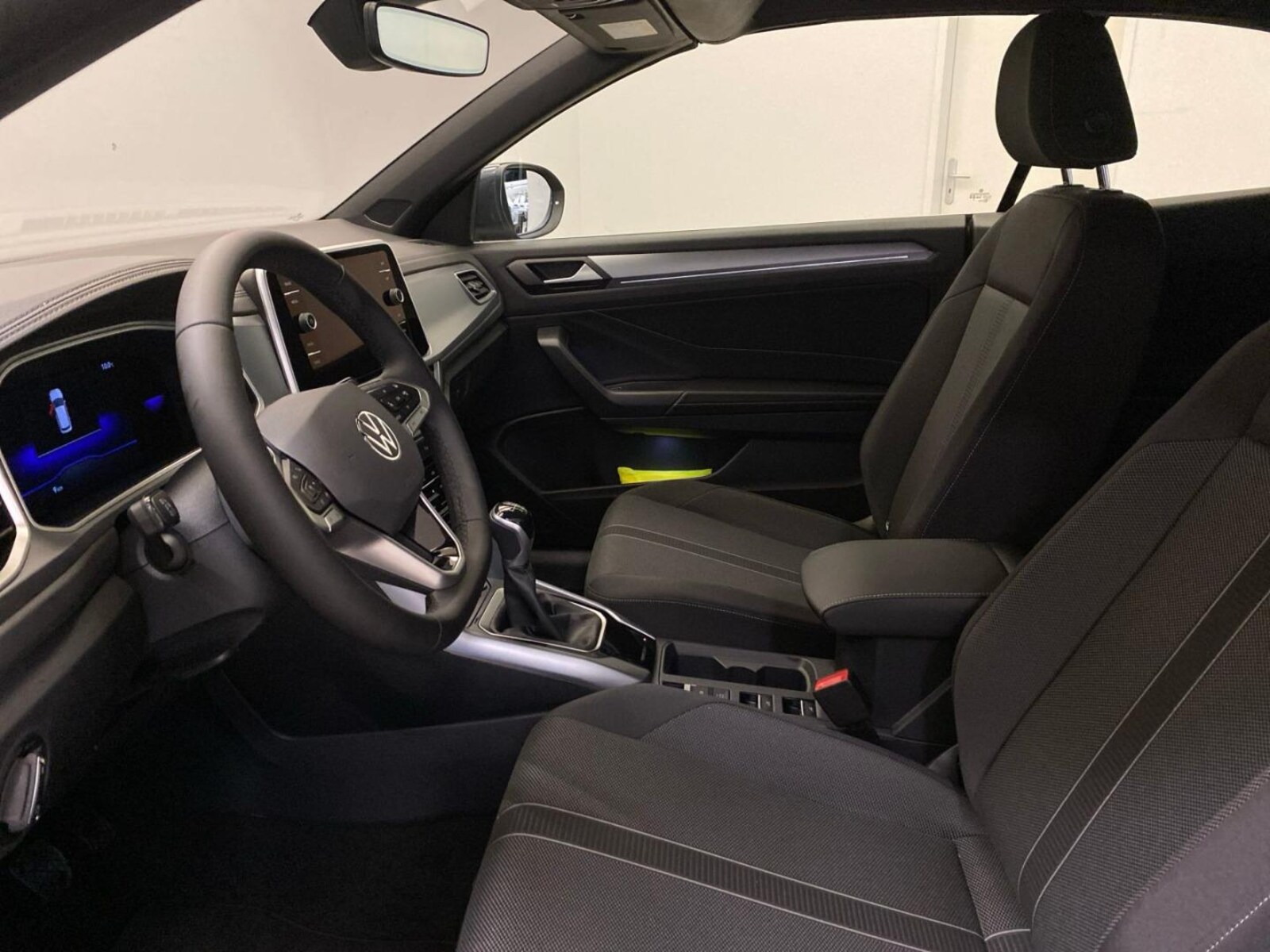 Volkswagen T-Roc Cabriolet – Bild 10