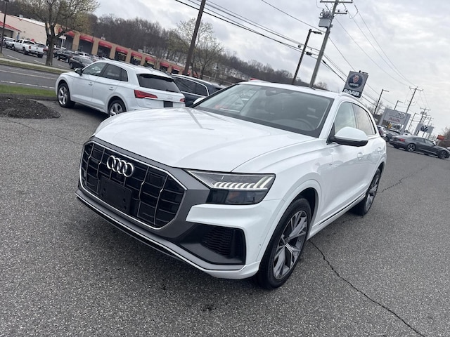 2023 Audi Q8