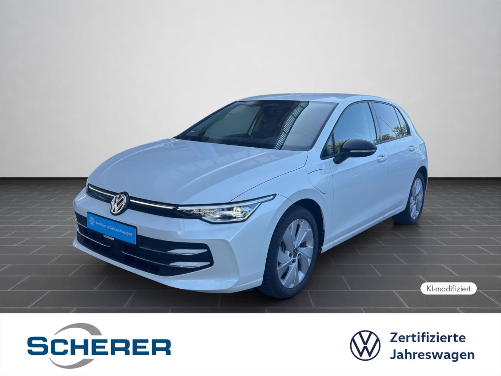 Volkswagen Golf Life