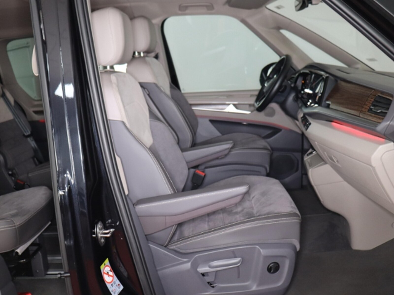 Volkswagen Multivan – Bild 12