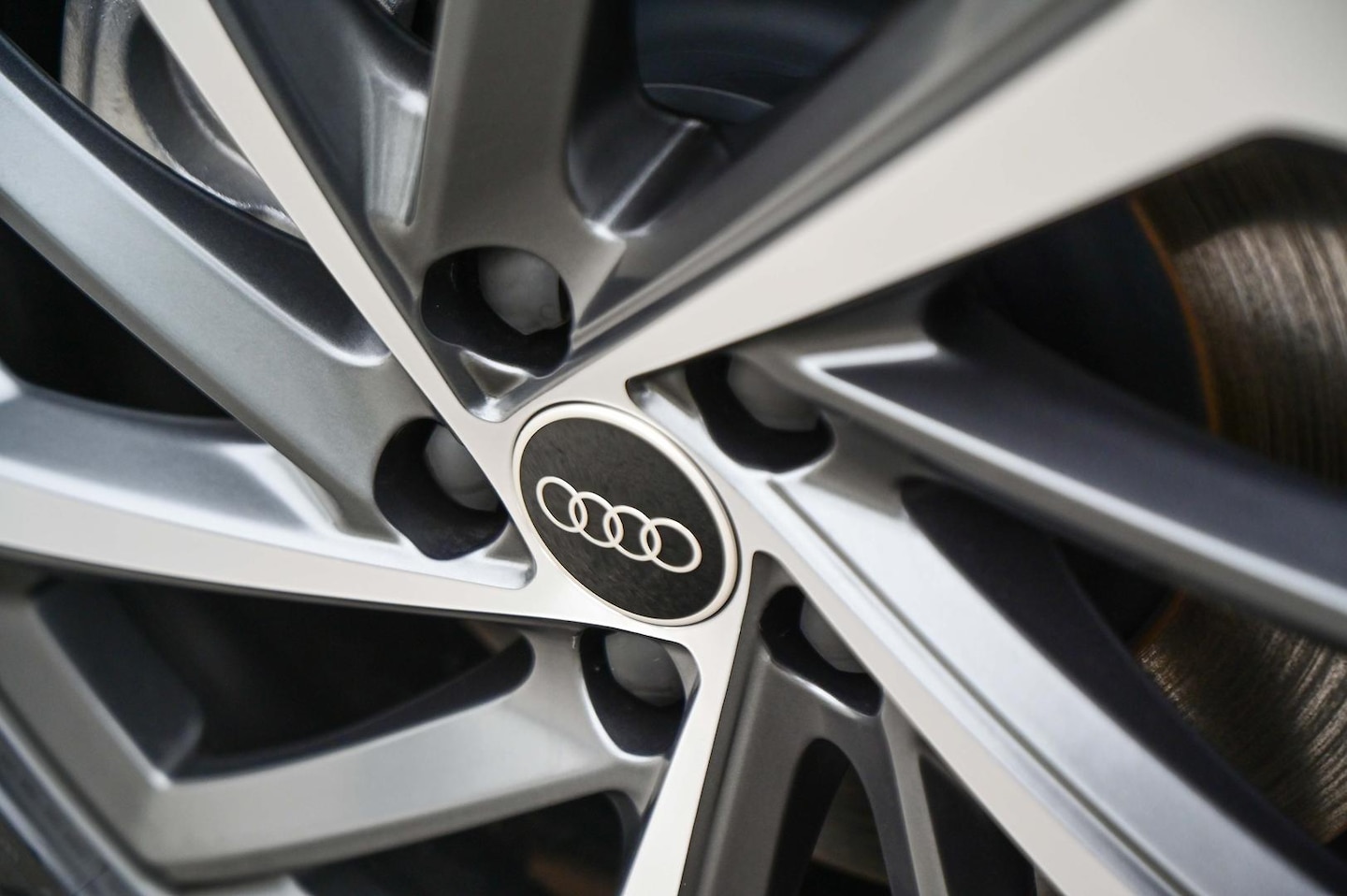 Image about Audi Q5 SUV TDI quattro 150 kW sport