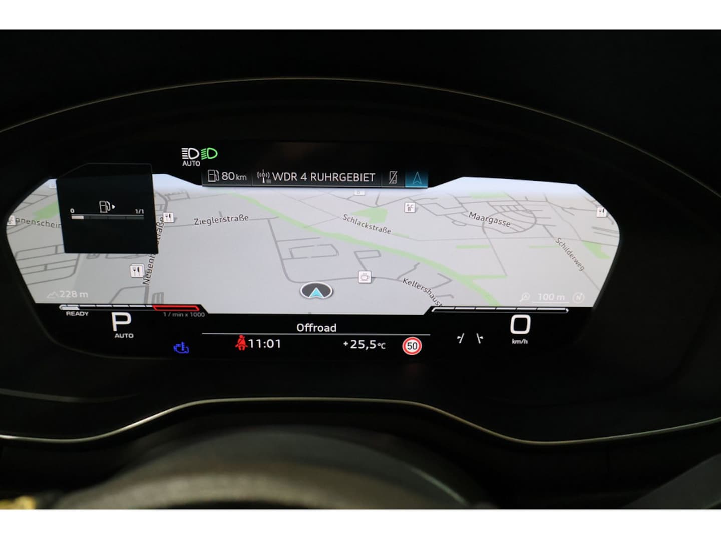 Bild über Audi RS 4 Avant quattro tiptronic - für weitere Informationen kontaktieren Sie den Audi Partner