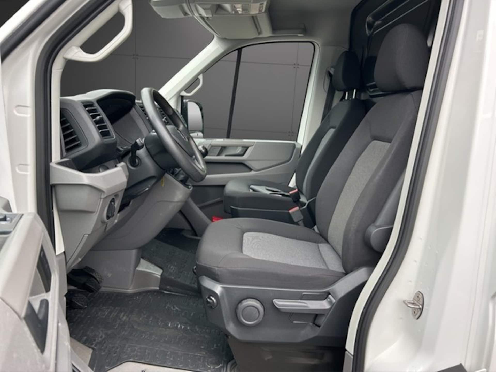 Volkswagen Crafter Kasten mittlerer Radstand