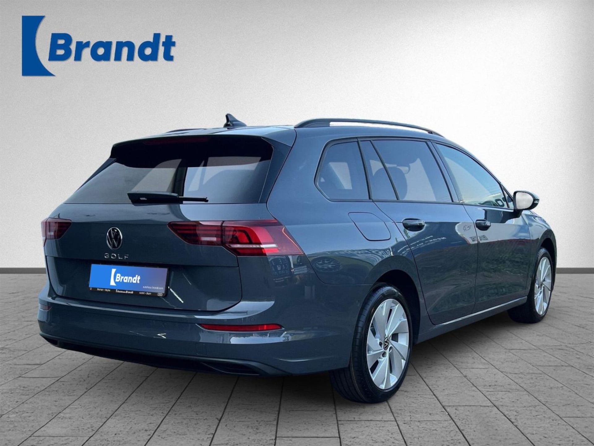 Volkswagen Golf Variant Life