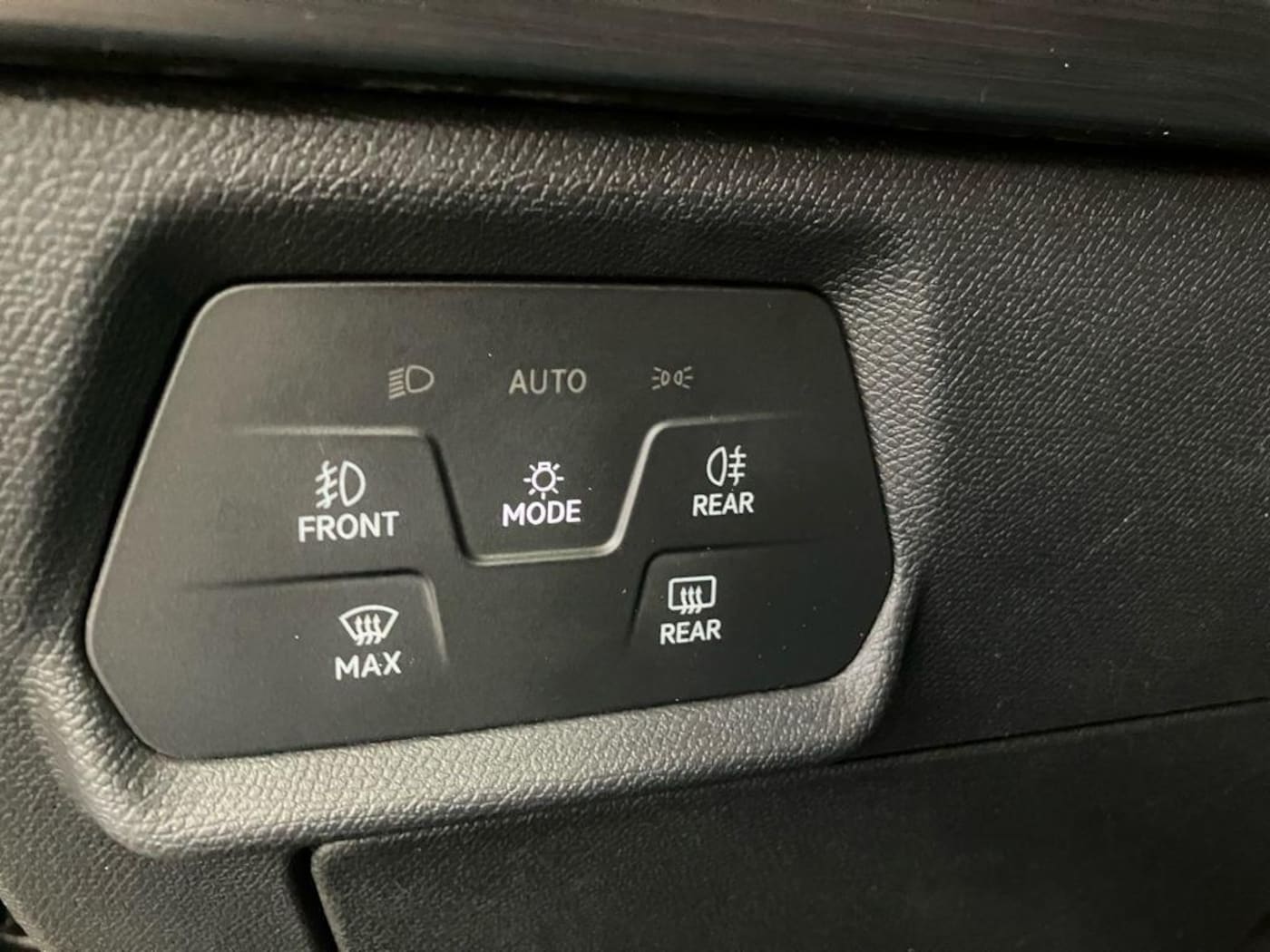 CUPRA Leon León 1.5 eTSI DSG 110 kW (150 CV) — photo 15