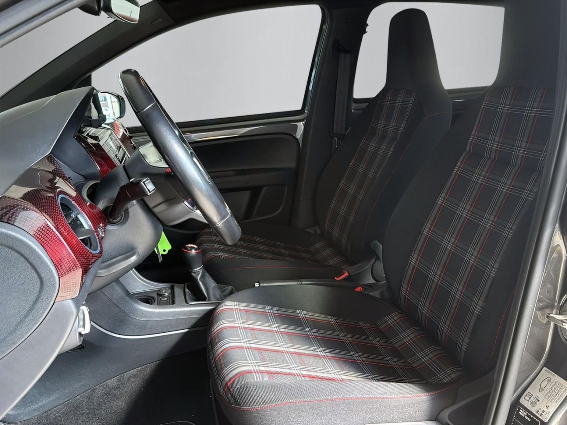 Volkswagen up! GTI