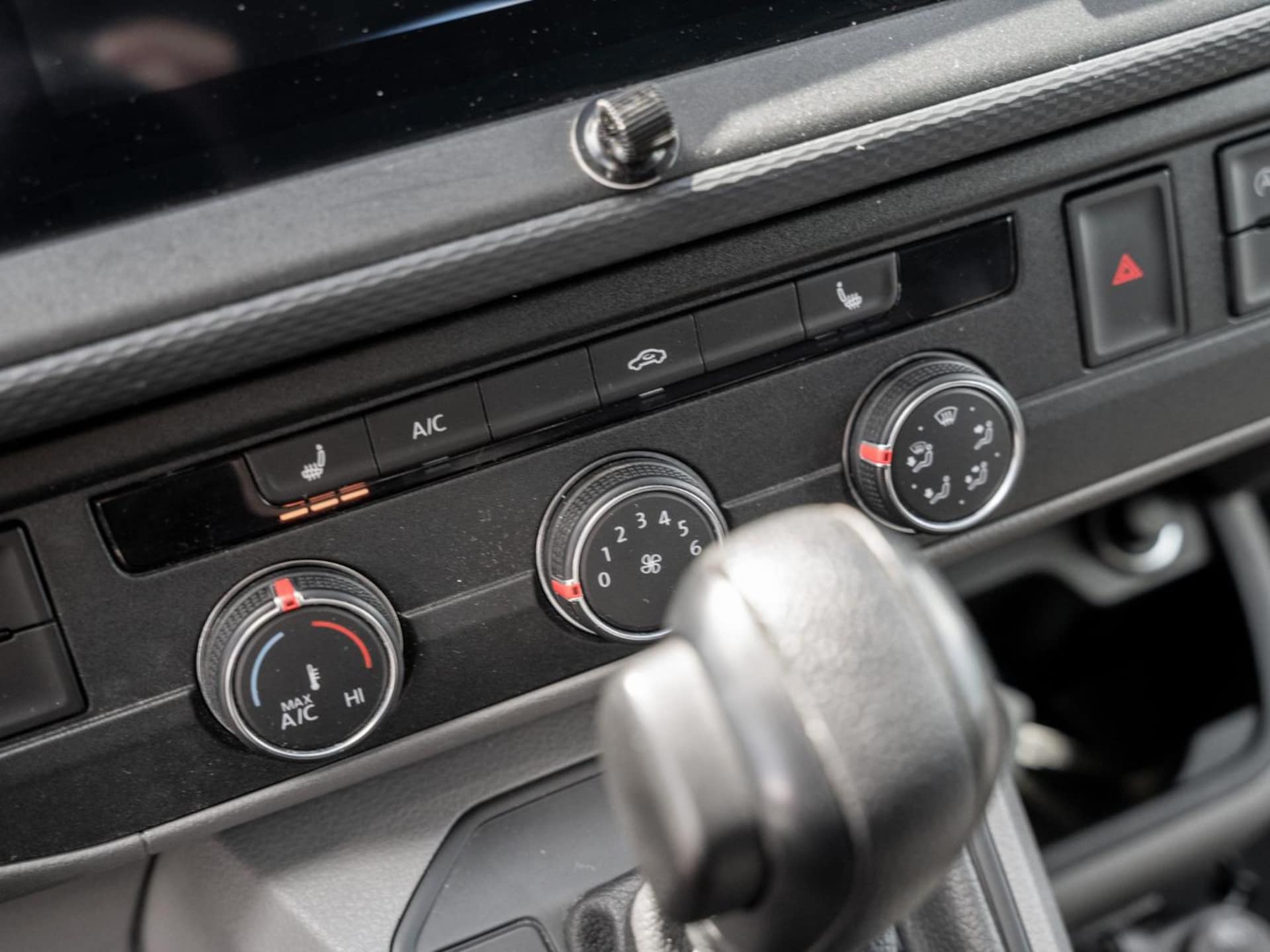 Volkswagen T6.1 Transporter Kasten langer Radstand