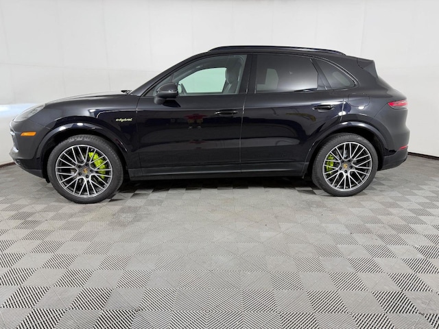 2020 Porsche Cayenne E-Hybrid Coupe