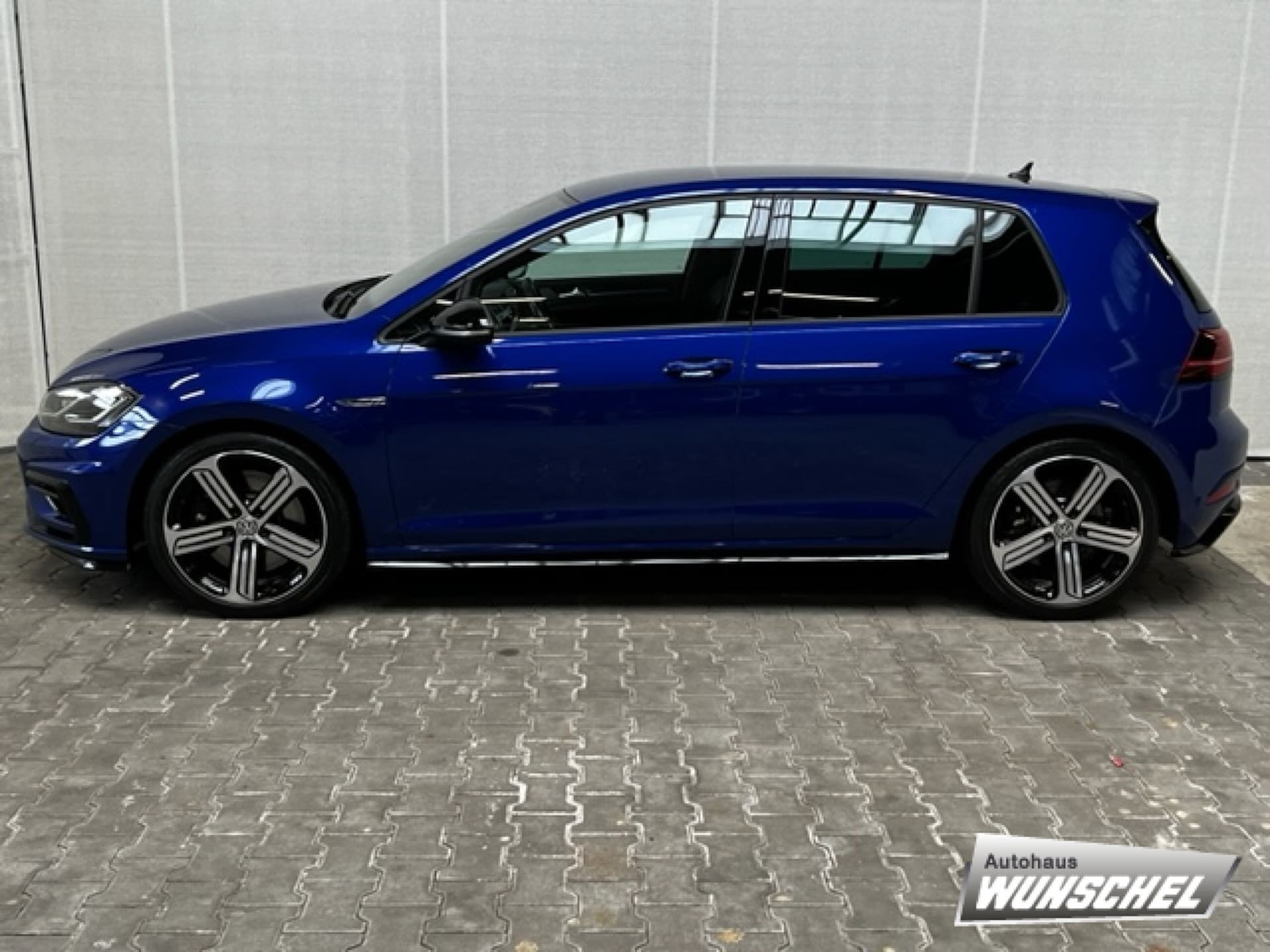 Volkswagen Golf R