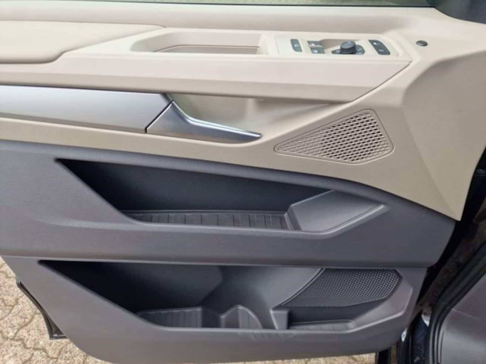 Volkswagen Multivan Langversion – Bild 12