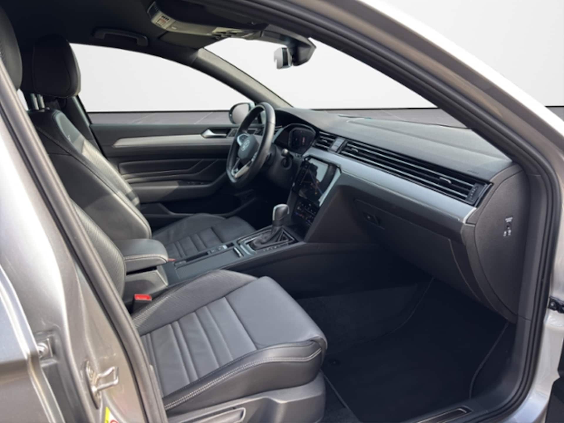 Volkswagen Passat Variant Elegance