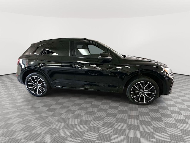 2023 Audi SQ5