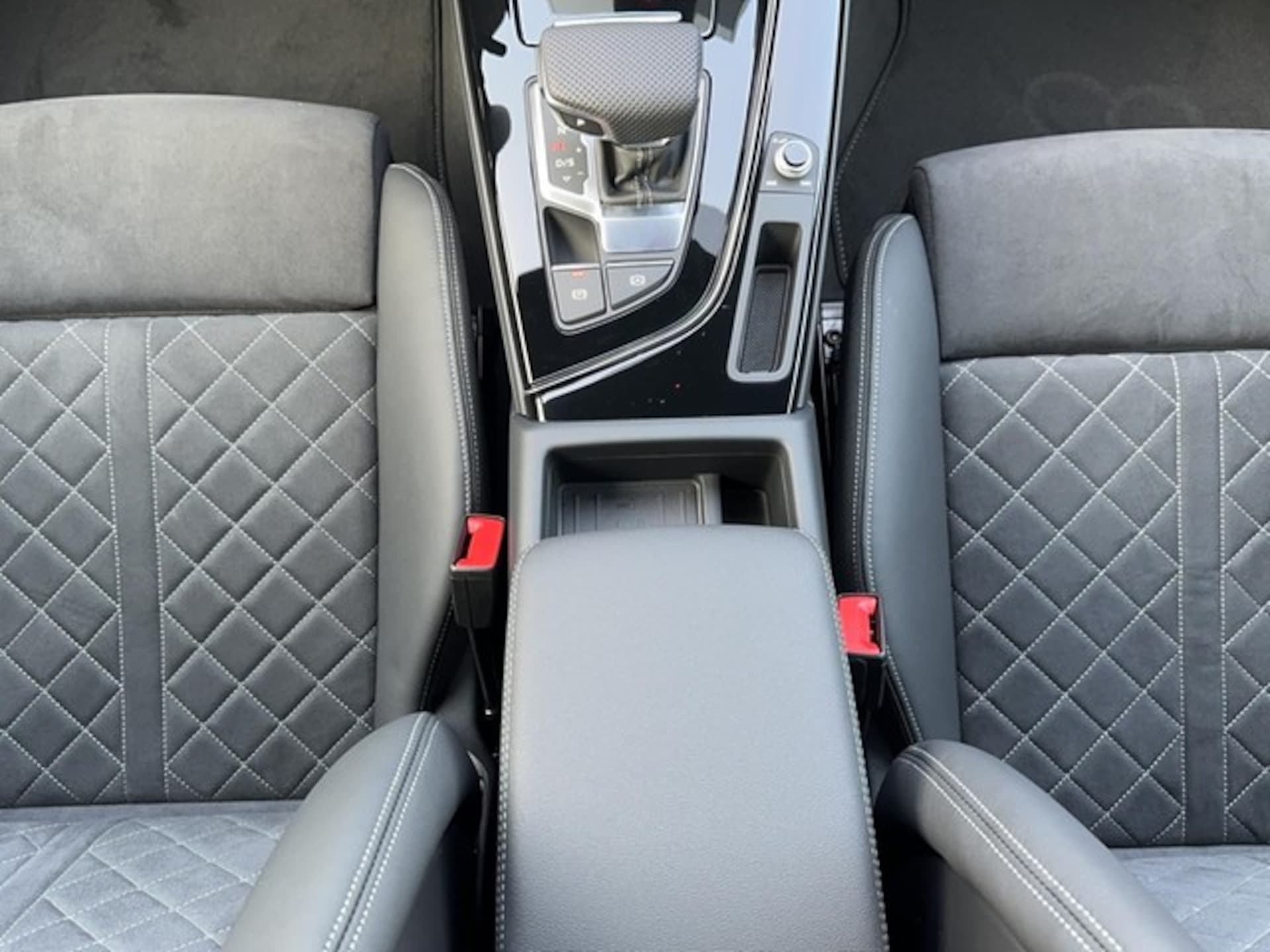 Audi A4 Avant S line