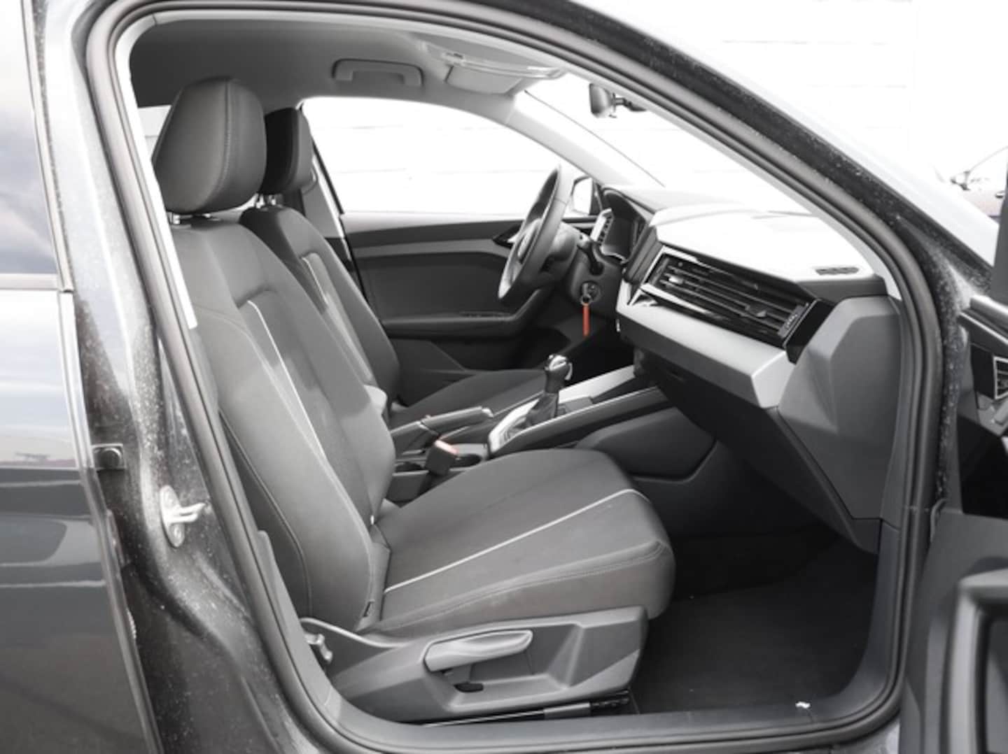 Bild über Audi A1 Sportback advanced 30 TFSI S tronic - für weitere Informationen kontaktieren Sie den Audi Partner