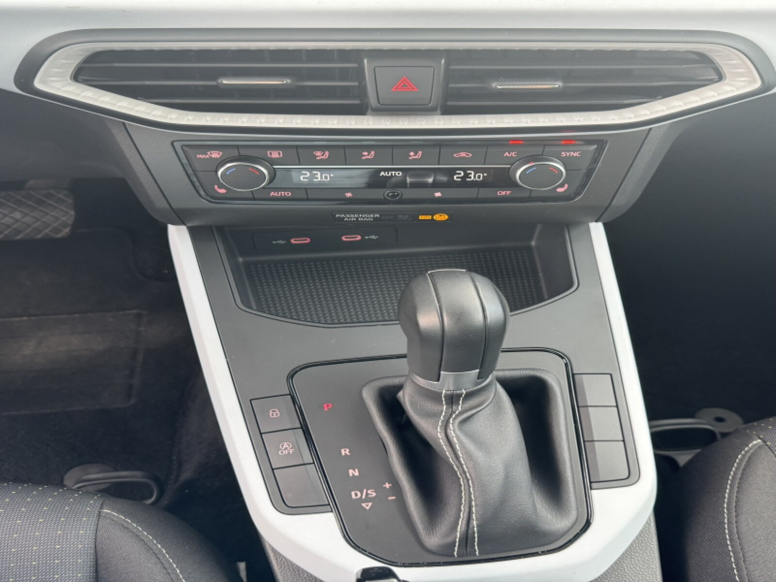 SEAT Arona – Bild 15