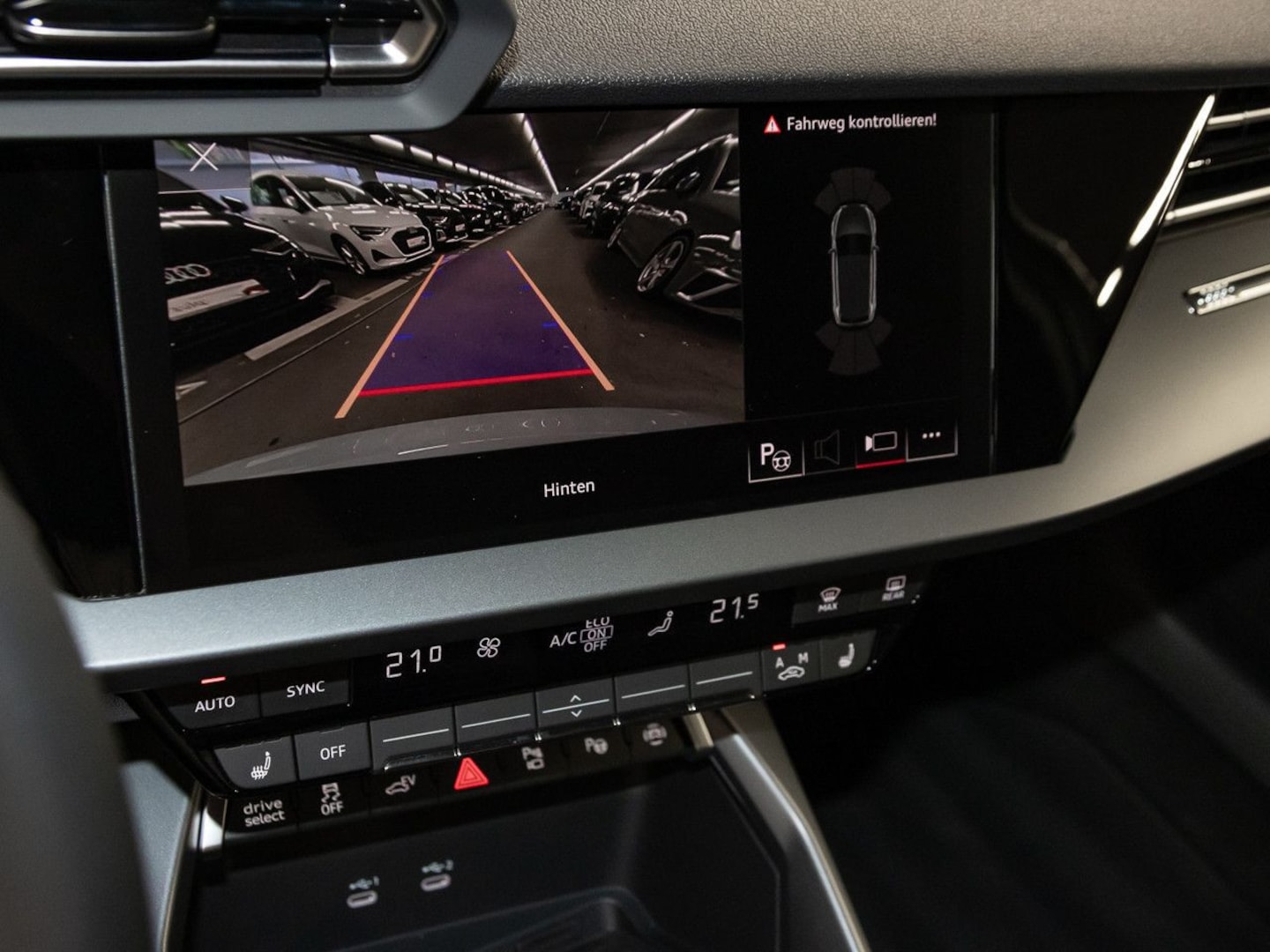 Bild über Audi A3 allstreet TFSI e 40 TFSI e S tronic - für weitere Informationen kontaktieren Sie den Audi Partner