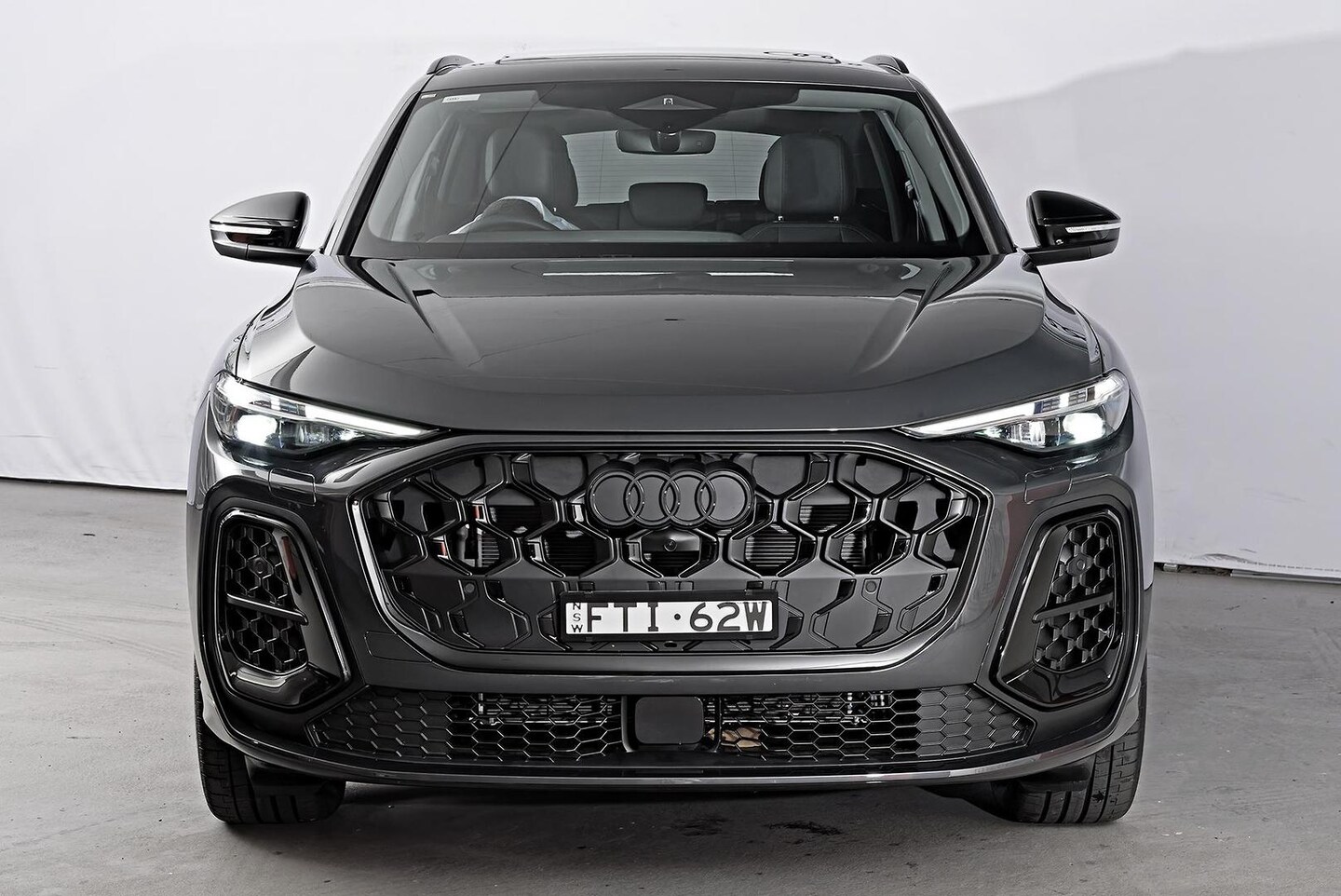 Image about Audi Q5 SUV TDI quattro 150 kW