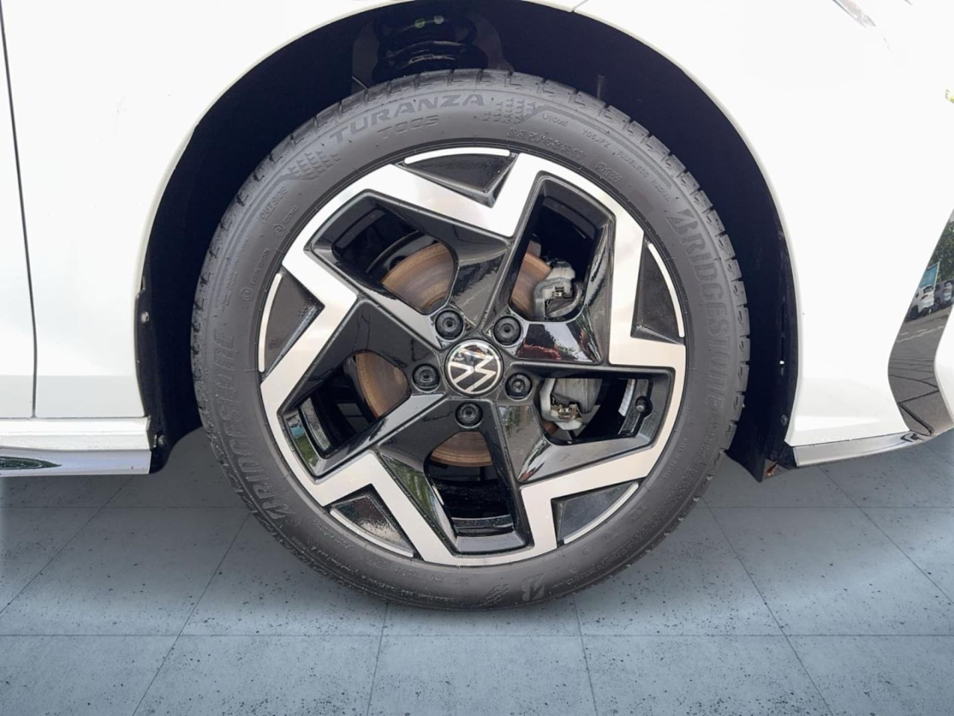 Volkswagen Golf Variant R-Line