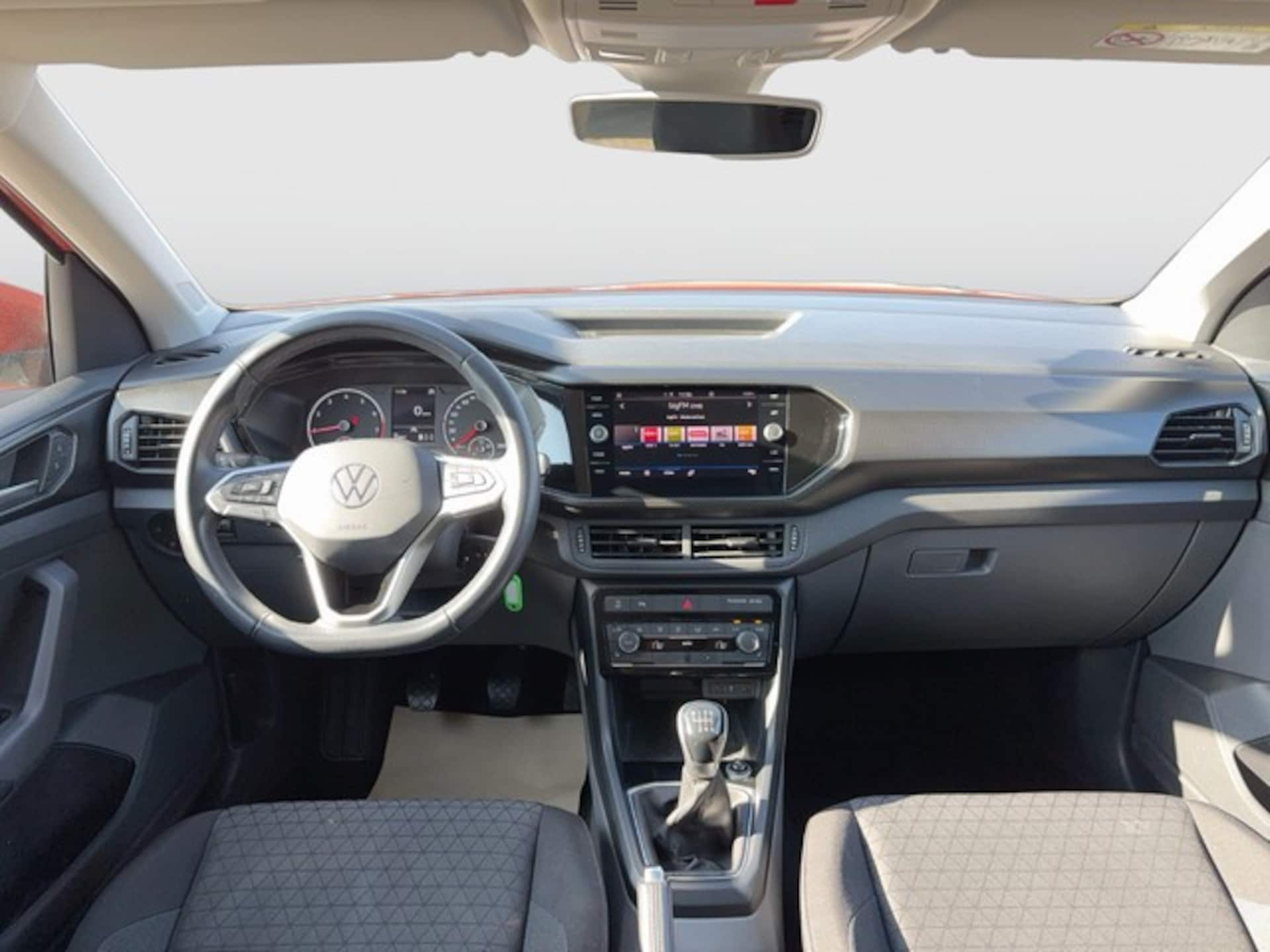 Volkswagen T-Cross Life