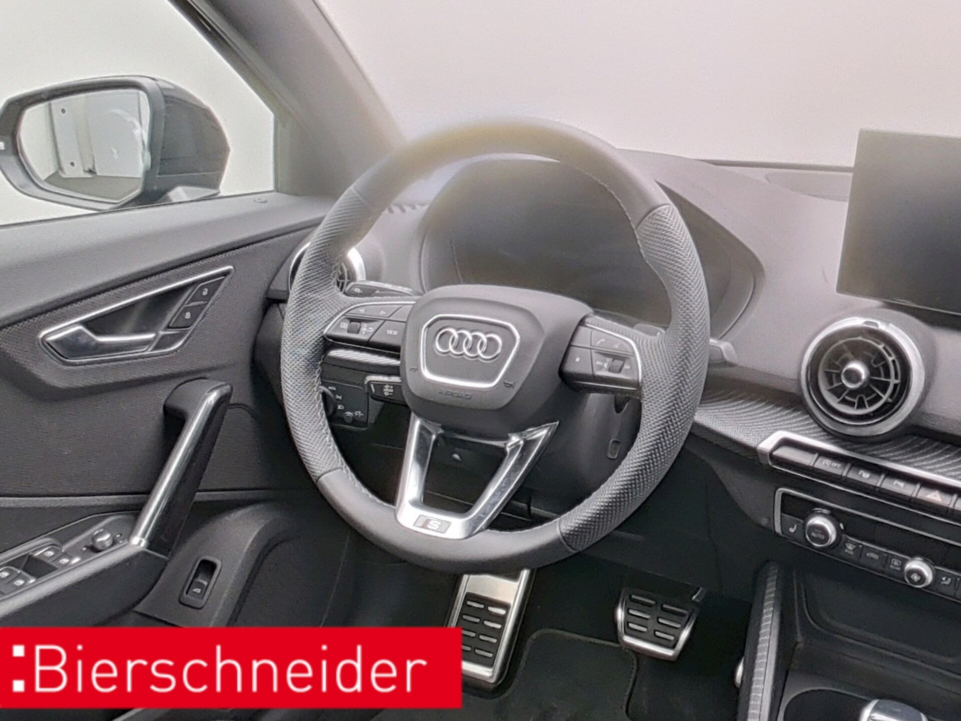 Audi Q2 S line