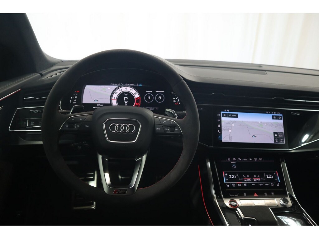Audi RS Q8 SUV performance