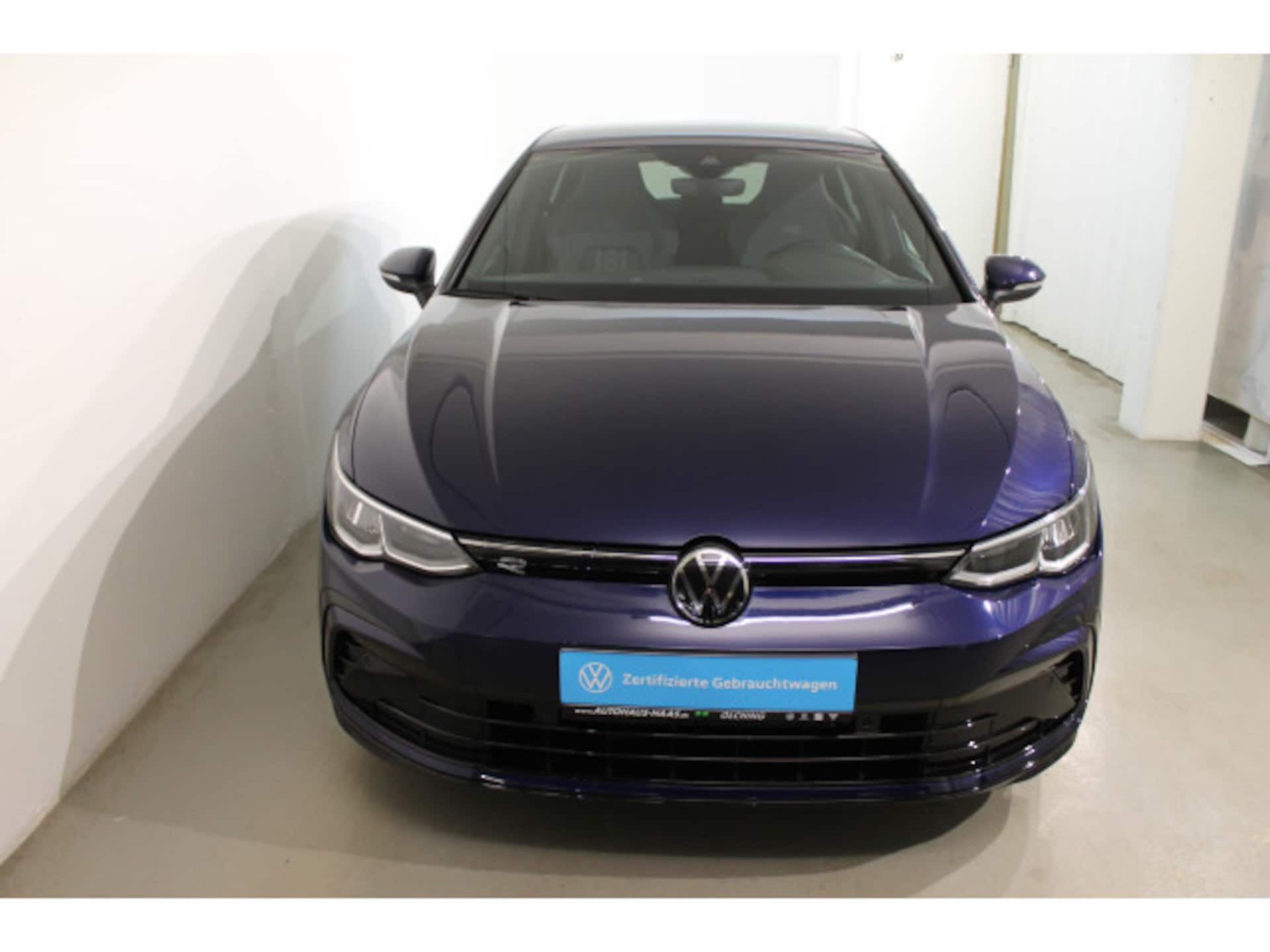 Volkswagen Golf R-Line