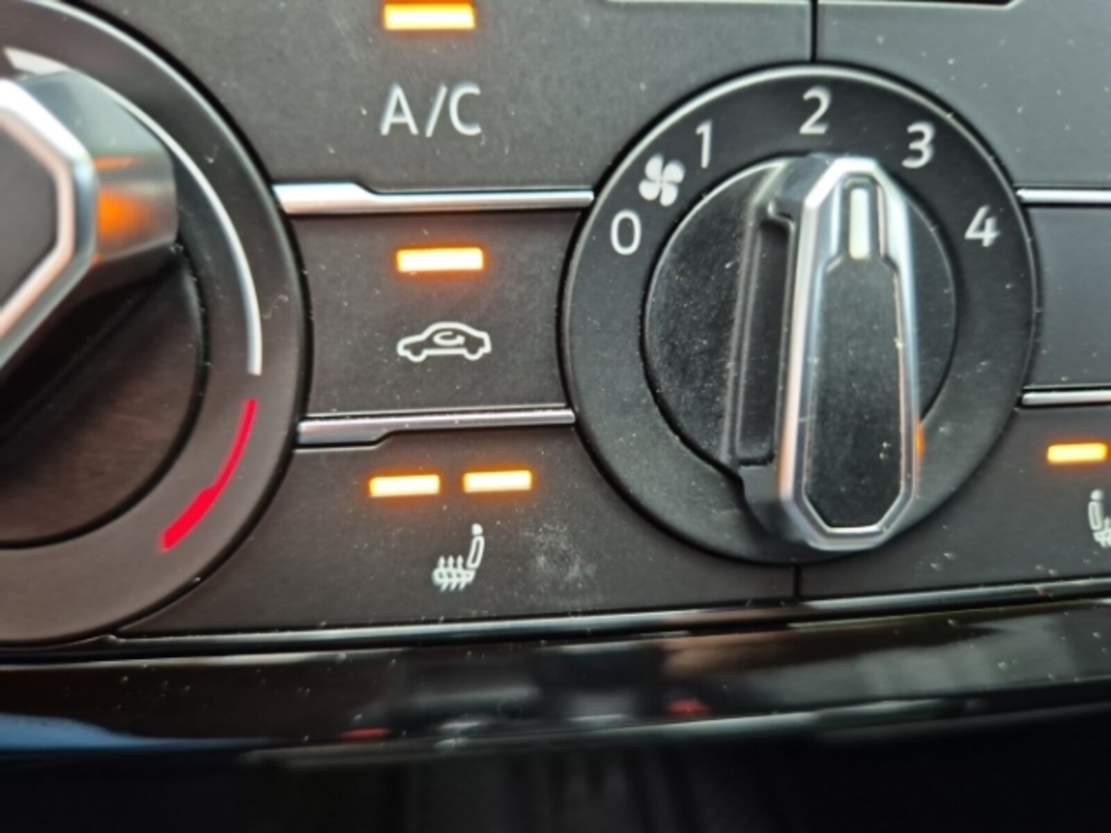 Volkswagen T-Cross – Bild 14