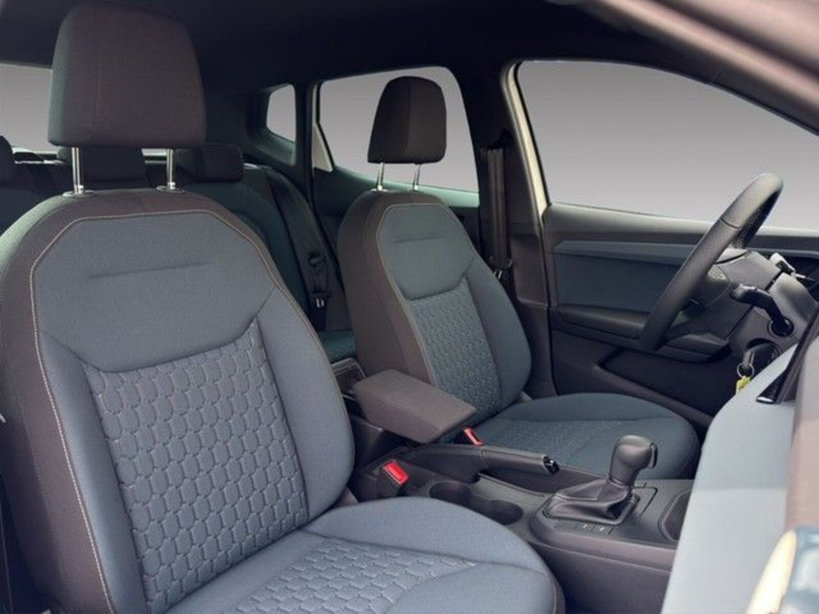 SEAT Arona – Bild 12