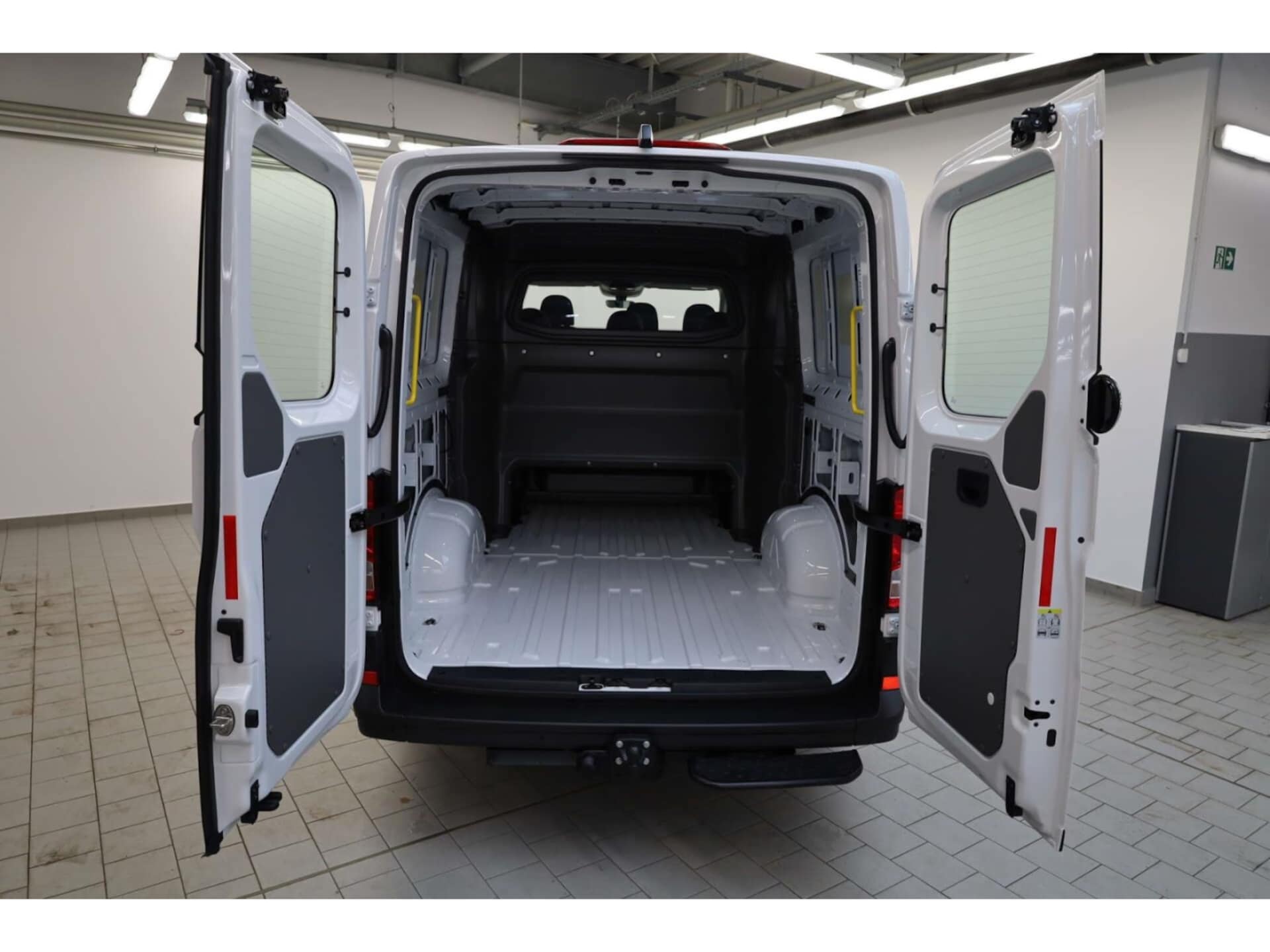Volkswagen Crafter Kasten mittlerer Radstand