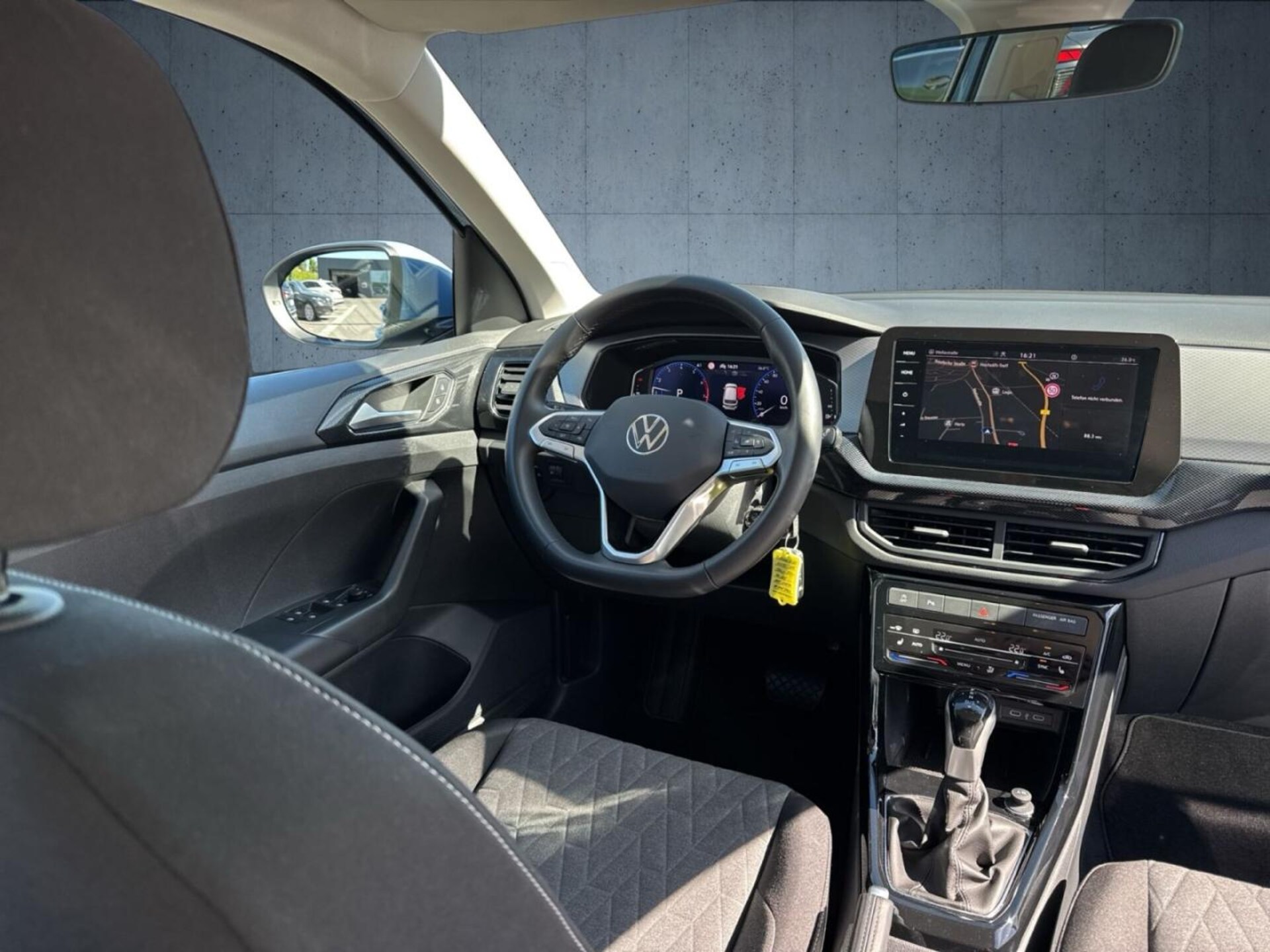 Volkswagen T-Cross Life
