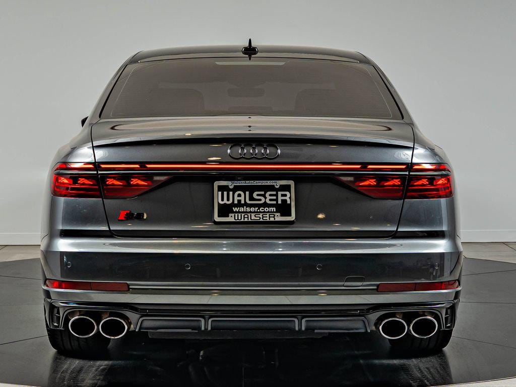 2022 Audi S8 Base - Photo 6