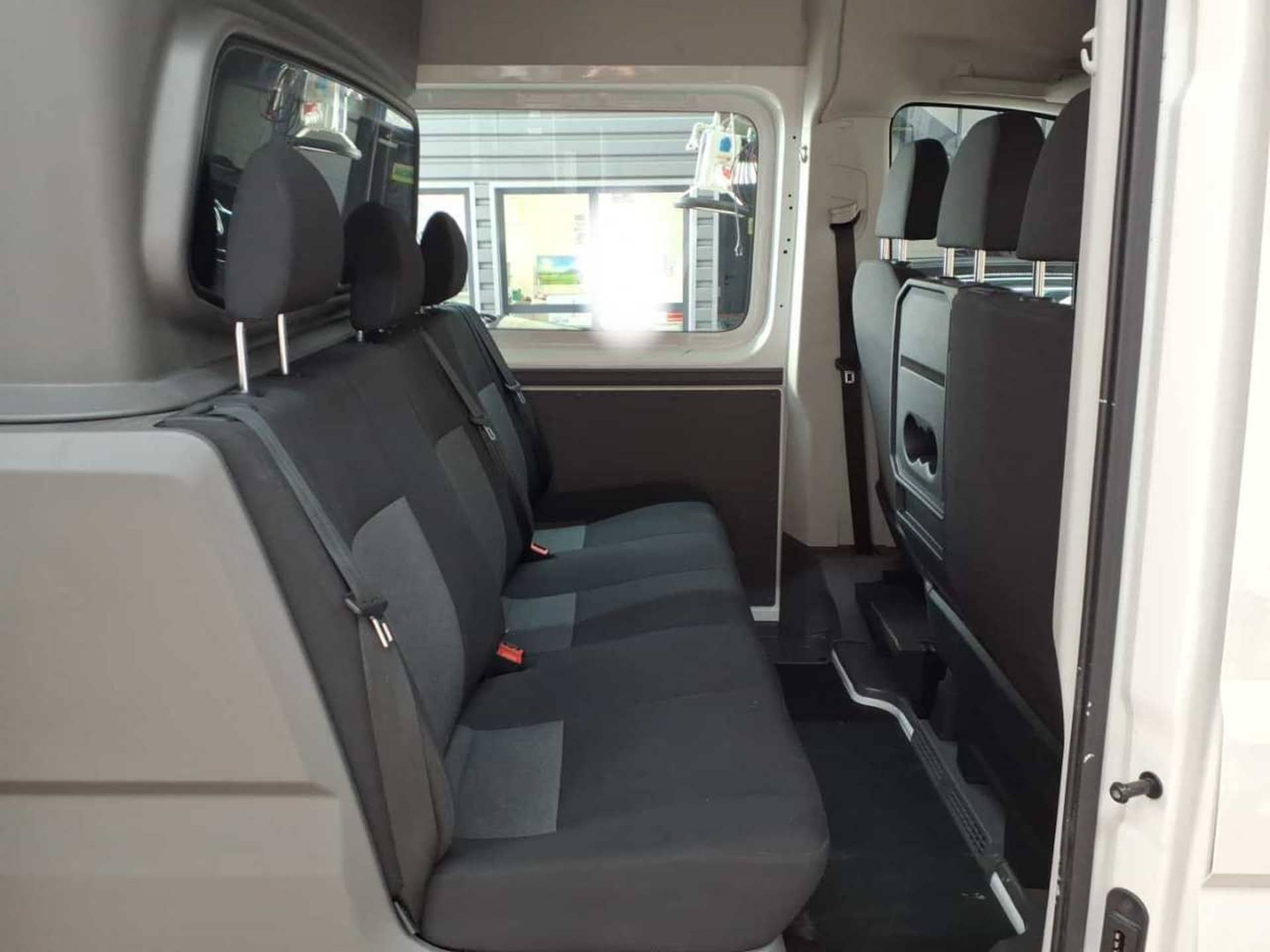 Volkswagen Crafter Kasten mittlerer Radstand