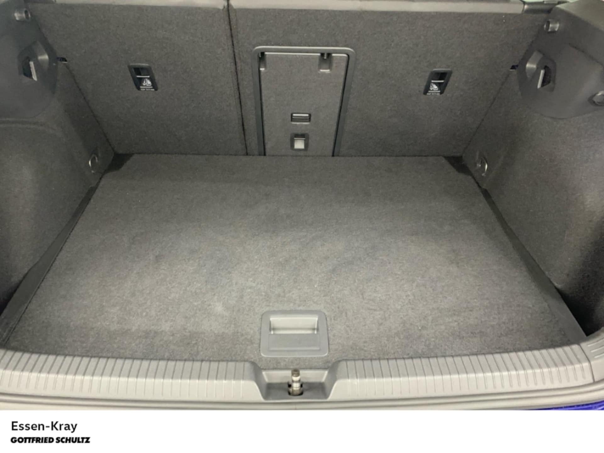 Volkswagen Golf Active