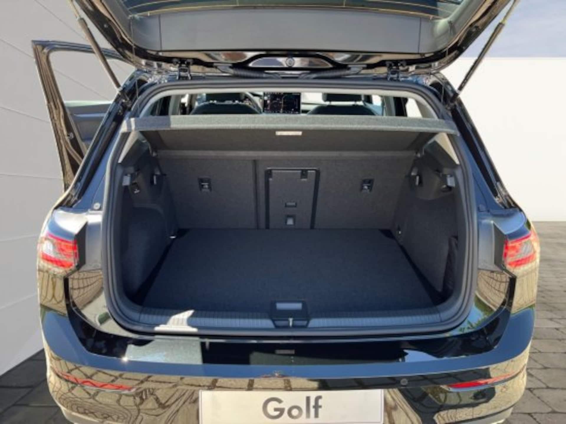 Volkswagen Golf Style
