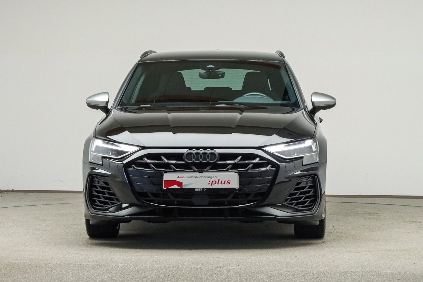 Bild über Audi S3 Sportback TFSI quattro S tronic - für weitere Informationen kontaktieren Sie den Audi Partner